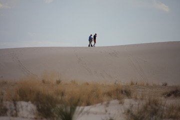 Fototapeta na wymiar walking at White sands