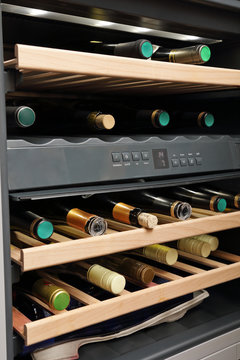 frigo  &agrave; bouteilles de vin bar