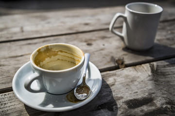 Fototapeta na wymiar coffee cup on wooden table