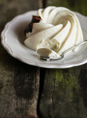jelly cream 
