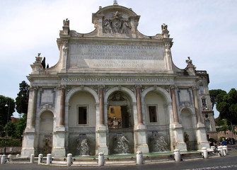 Fototapeta na wymiar The Fontana dell'Acqua Paola also known as Il Fontanone (
