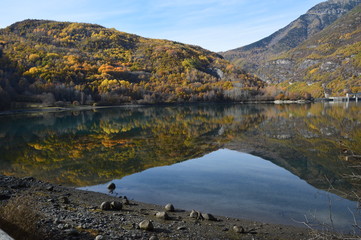 Lago de Eriste en otoño, noviembre de 2016 