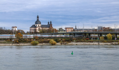 Mannheim am Rheinufer