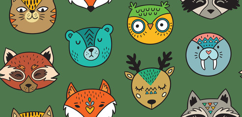 Seamless pattern with animals portrait