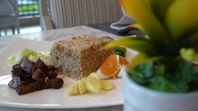 Thai chilli paste fried rice with vegetable.