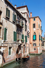 Fototapeta na wymiar view of the ancient houses from the canal, Venice, Italy