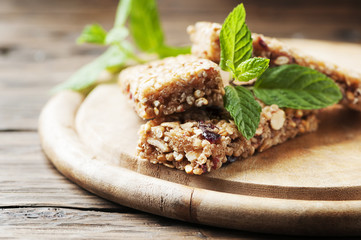 Healthy cereal bars with berry
