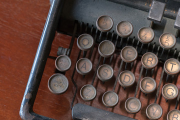 Close-up picture of a keyboard from a vintage typewriter
