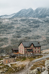 Alpen Haus