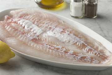  Fresh cod fillet
