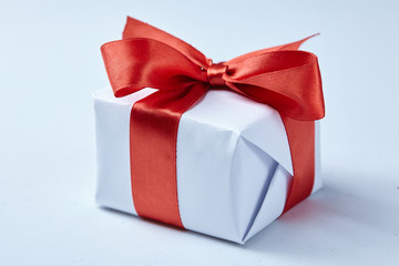 present with red bow