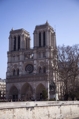 Fototapeta na wymiar Notre Dame cathedral in Paris, France