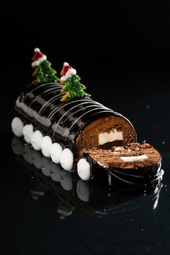 Chrismtas Chocolate Yule Log