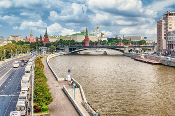 Obraz premium Aerial view over Moskva River and the Kremlin, Moscow, Russia
