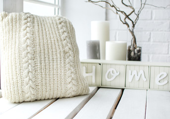 decor for bright colors at home