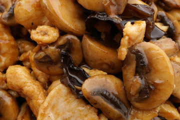 Chicken with black and white mushrooms and bamboo shoots