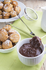 Chocolate with buñuelos