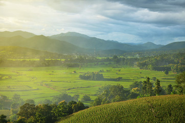 Obraz premium beautiful mountain view in Chom Thong District,Chiang Mai, thailand