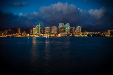 Fototapeta na wymiar Honolulu City Lights