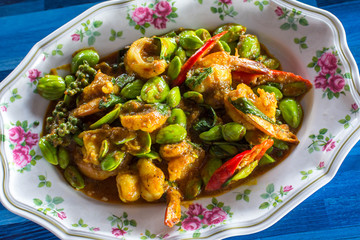 Thai Spicy Curry Prawns