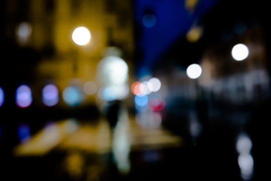 sfondo sfocato con luci della citt&agrave;