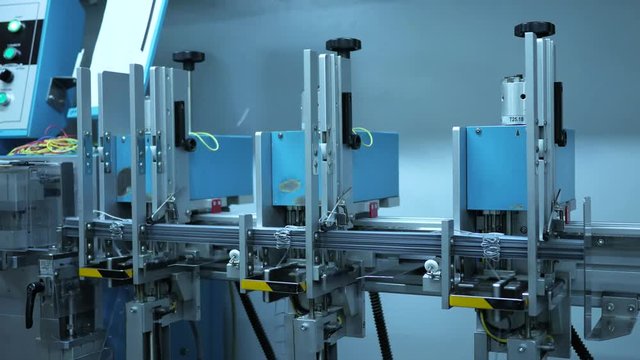 Auto machine for production of blinds in the factory