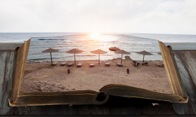 Pictures that convey reality . Mixed media