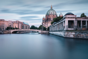 Berliner Dom im Herbst © Berlin85