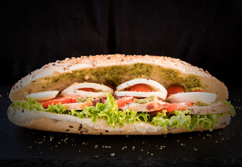 Beleuchtetes belegtes Sandwich 