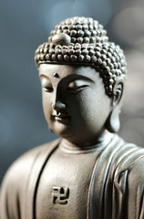 The face of the Buddha-style Zen on natural background