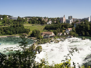 cataratas del Rhin en Suiza, verano de 2016 OLYMPUS DIGITAL CAMERA