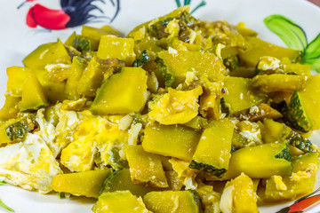 Stir-fried pumpkin with egg