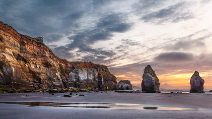 White Cliffs, Taranaki