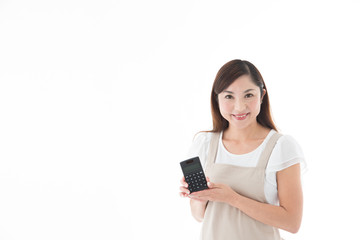 Fototapeta premium エプロン姿のミドル女性・白バック