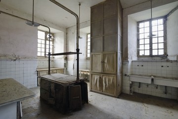 Urbex - Old abandoned kitchen