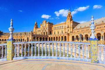 Fototapeta premium Sewilla, Hiszpania. Plac Hiszpański (Plaza de Espana)