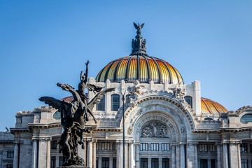 Fototapeta premium Palacio de Bellas Artes (Fine Arts Palace) - Mexico City, Mexico