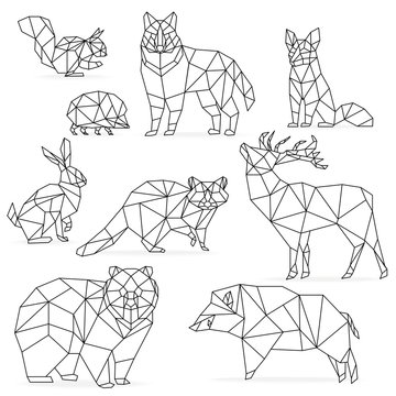 Low poly line animals set. Origami poligonal line animals. Wolf bear deer wild boar fox raccoon rabbit hedgehog.