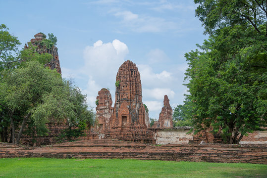 Wat Mahathat temple, Ayutthaya Historical Park, Phra Nakhon Si A