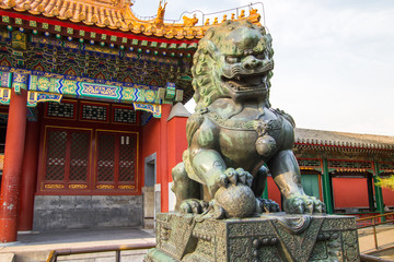 Fototapeta na wymiar Chinese guardian lion, Summer Palace, Beijing, China