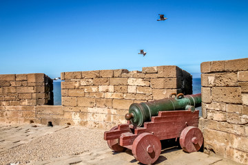 Fototapeta na wymiar Cannons of Essaouira