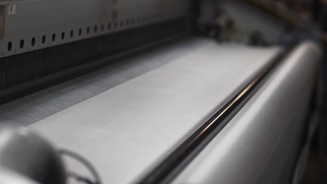 Прядильная фабрика. Производства тканей,  шелка,  льна,  синтетики, ниток. Автоматизированный процесс. 