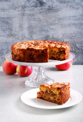 Apple, cinnamon, raisin and nuts cake