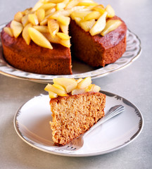 Honey cake with pears