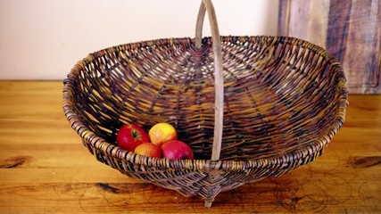 Stop Motion – Gemüsekorb füllt sich