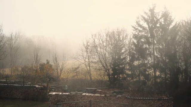 Timelapseaufnahme von Nebel im November