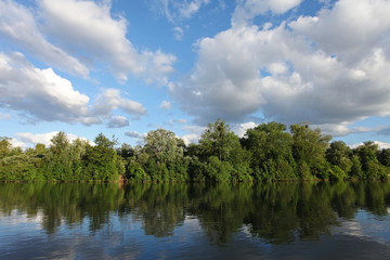 Sena River water reflection