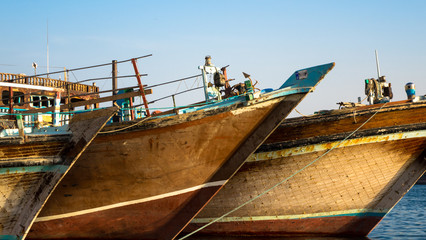 Fototapeta na wymiar Traditionelle Boote, Dubai Creek
