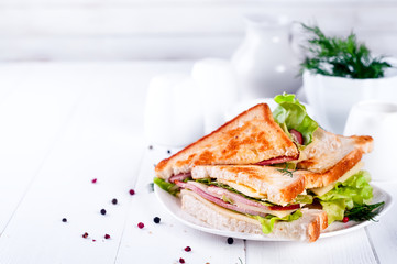 toast sandwich with sausage