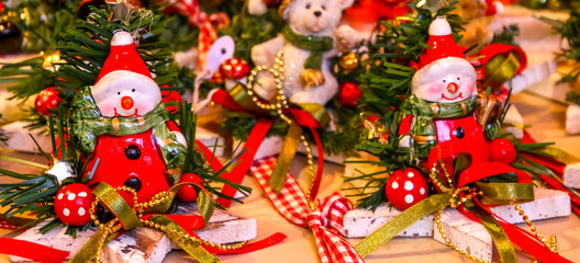 Schneemänner als Weihnachtsdekoration